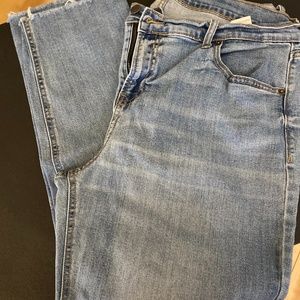 Old Navy The Power Jean